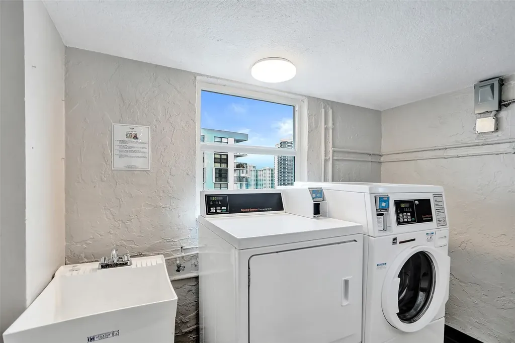 3015 N Ocean Boulevard Fort Lauderdale FL 33308