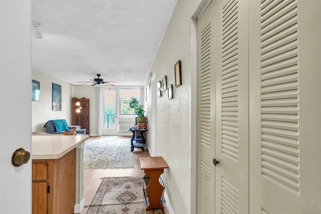 2701 Riverside Drive Coral Springs FL 33065
