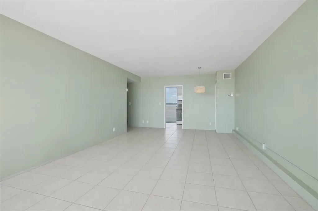 1900 S Ocean Drive Fort Lauderdale FL 33316