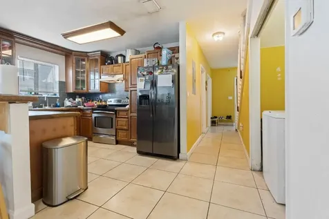 4024 NW 23rd Court Miami FL 33142