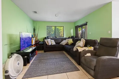 4024 NW 23rd Court Miami FL 33142