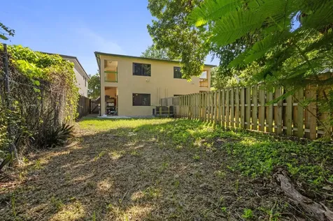 4024 NW 23rd Court Miami FL 33142