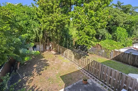 4024 NW 23rd Court Miami FL 33142