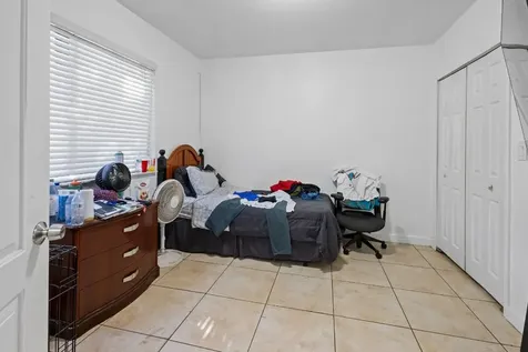 4024 NW 23rd Court Miami FL 33142
