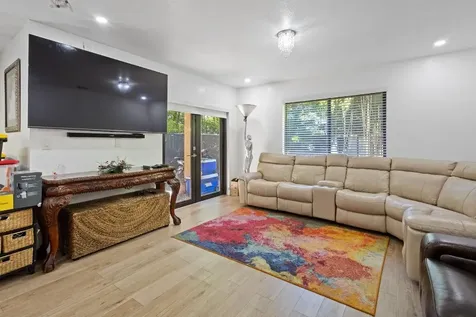 4024 NW 23rd Court Miami FL 33142