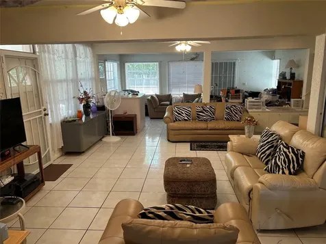 Lauderdale Lakes FL 33319