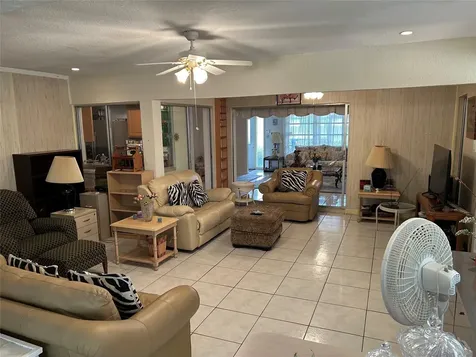Lauderdale Lakes FL 33319