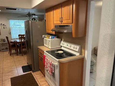 Lauderdale Lakes FL 33319