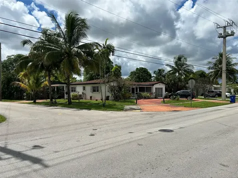 Lauderdale Lakes FL 33319