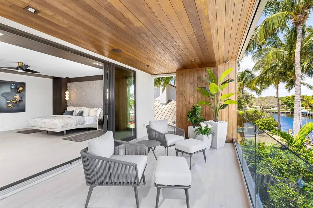 2733 NE 16th Street Fort Lauderdale FL 33304