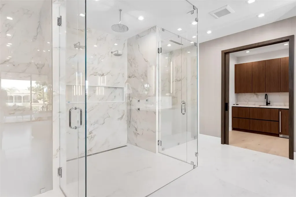 2733 NE 16th Street Fort Lauderdale FL 33304