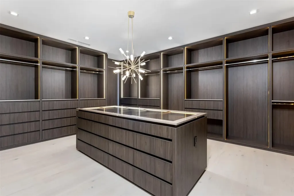 2733 NE 16th Street Fort Lauderdale FL 33304