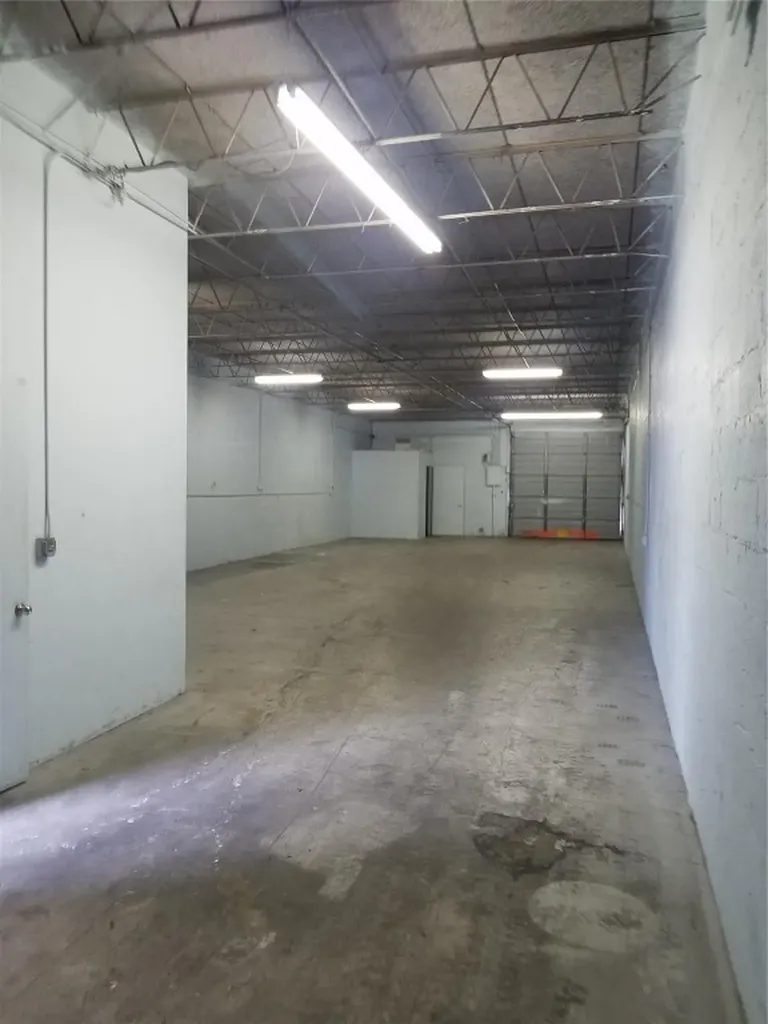 4834 NE 10 Avenue Oakland Park FL 33334