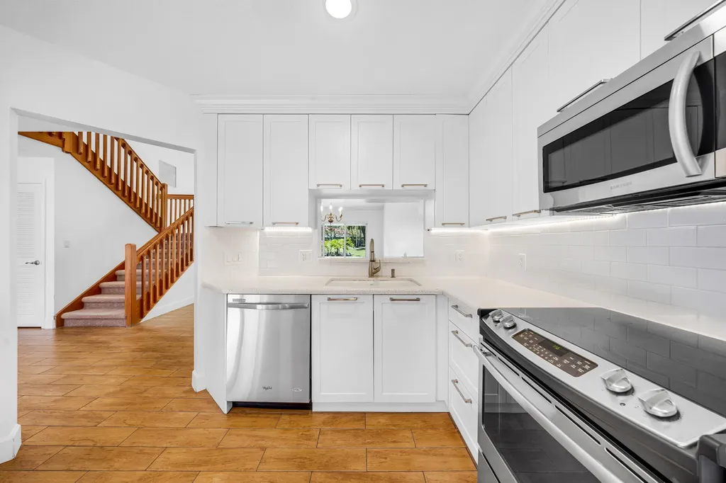 4106 Carriage Drive Pompano Beach FL 33069