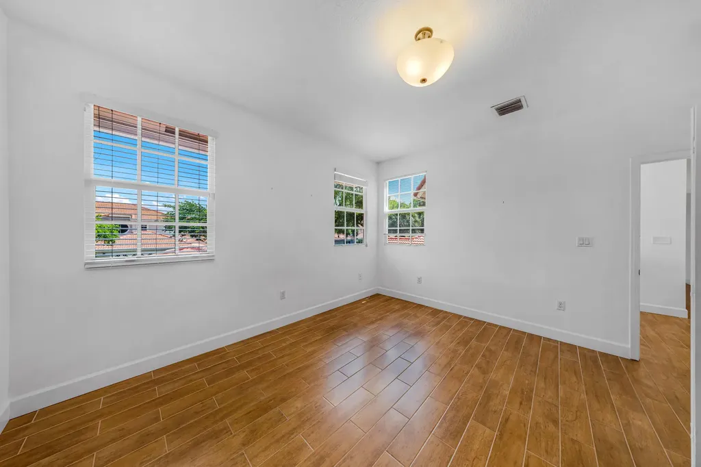 4106 Carriage Drive Pompano Beach FL 33069