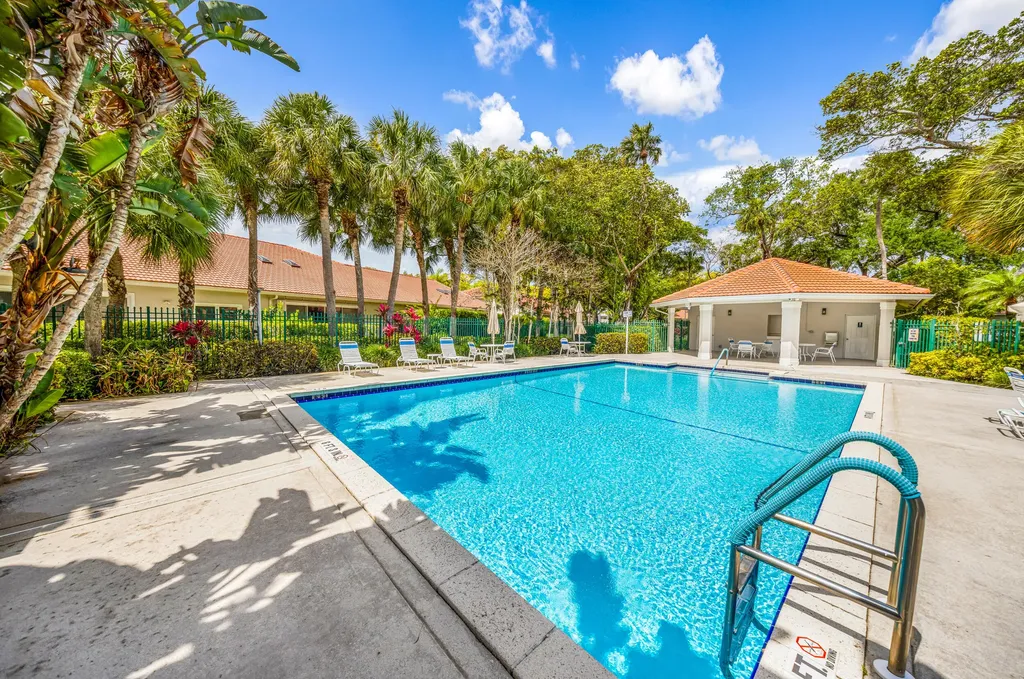 4106 Carriage Drive Pompano Beach FL 33069