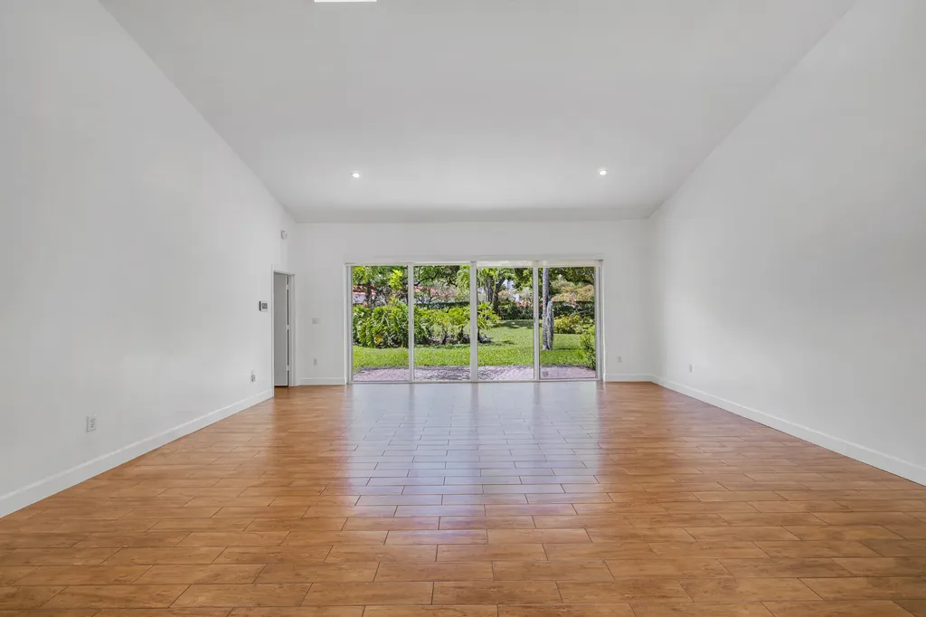 4106 Carriage Drive Pompano Beach FL 33069