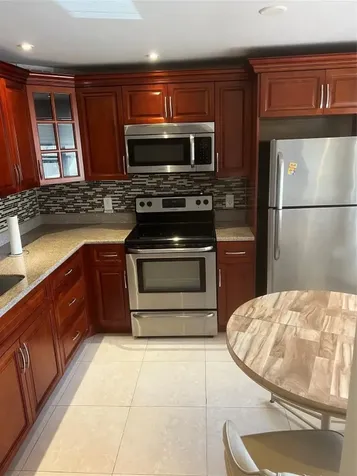4301 Martinique Circle Coconut Creek FL 33066