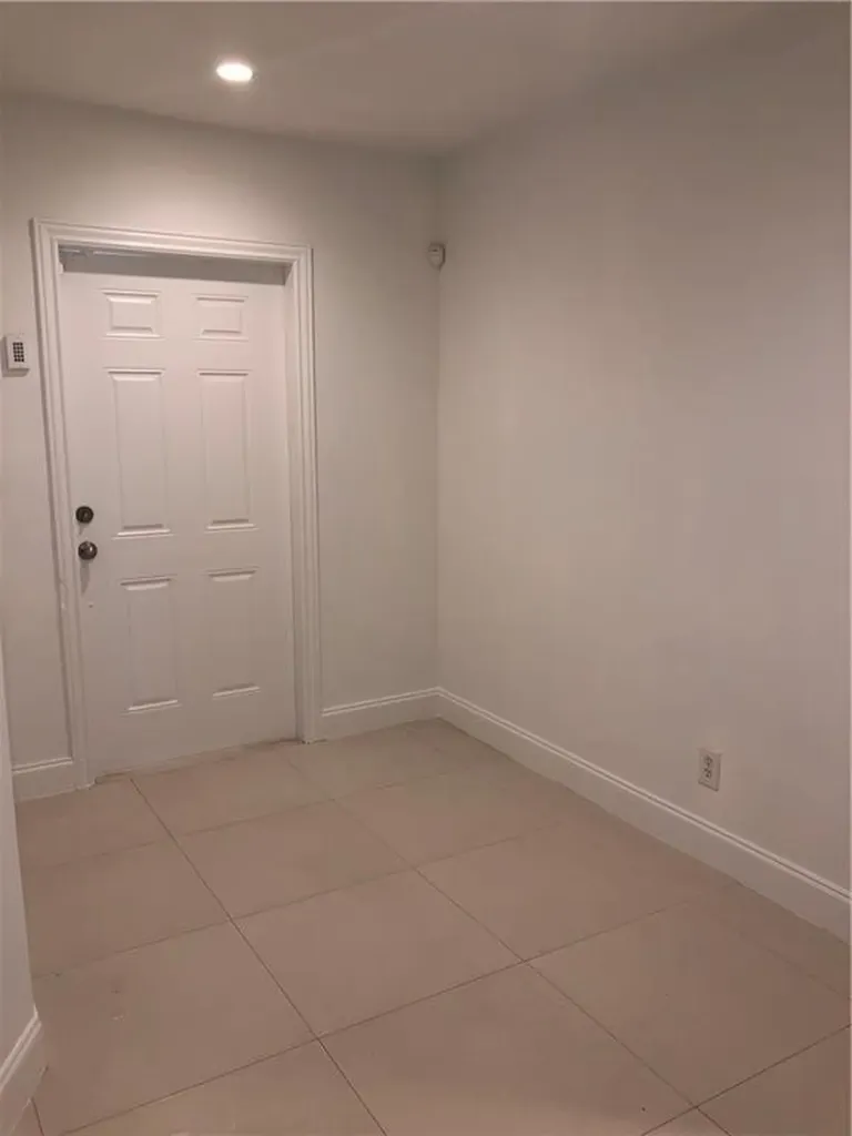 5273 NE 17th Avenue Pompano Beach FL 33064