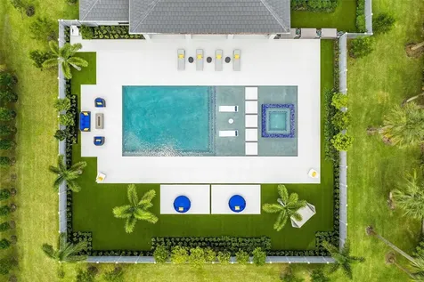 5824 NW 79th Way Parkland FL 33067