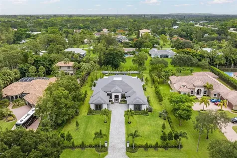 5824 NW 79th Way Parkland FL 33067