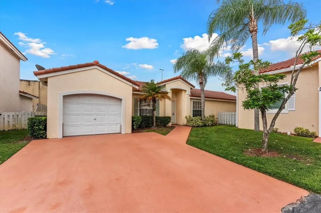 6000 NW 43rd Terrace Coconut Creek FL 33073