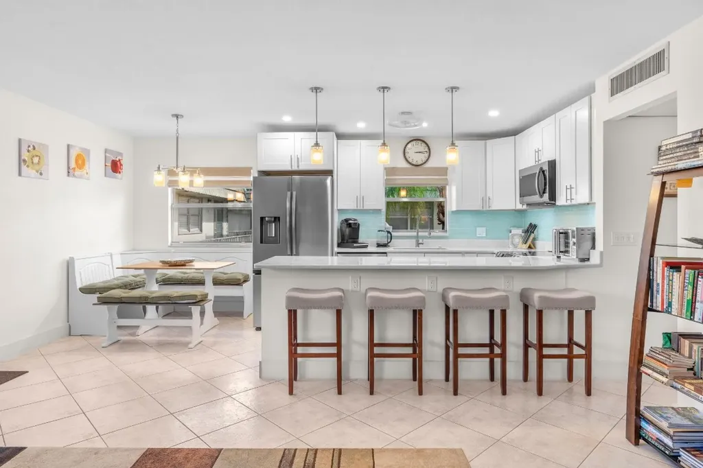 189 Brittany D Delray Beach FL 33446