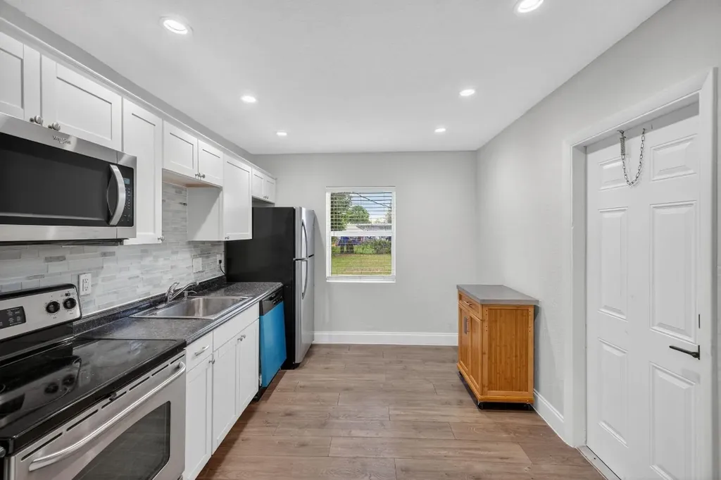 1141 SW 25th Avenue Fort Lauderdale FL 33312