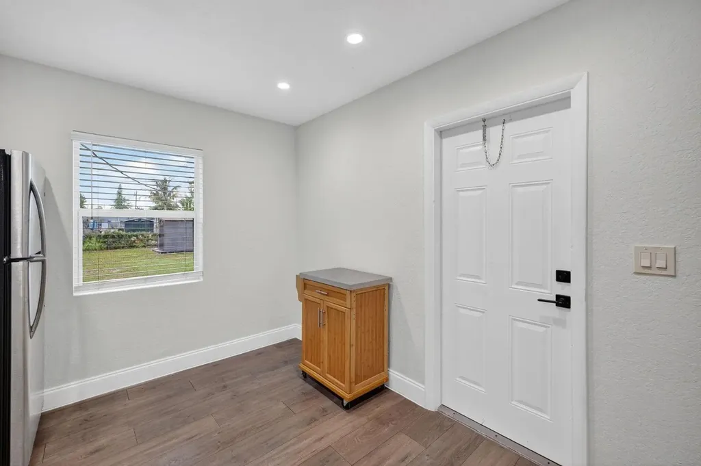 1141 SW 25th Avenue Fort Lauderdale FL 33312