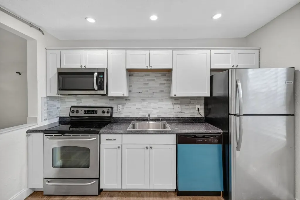 1141 SW 25th Avenue Fort Lauderdale FL 33312