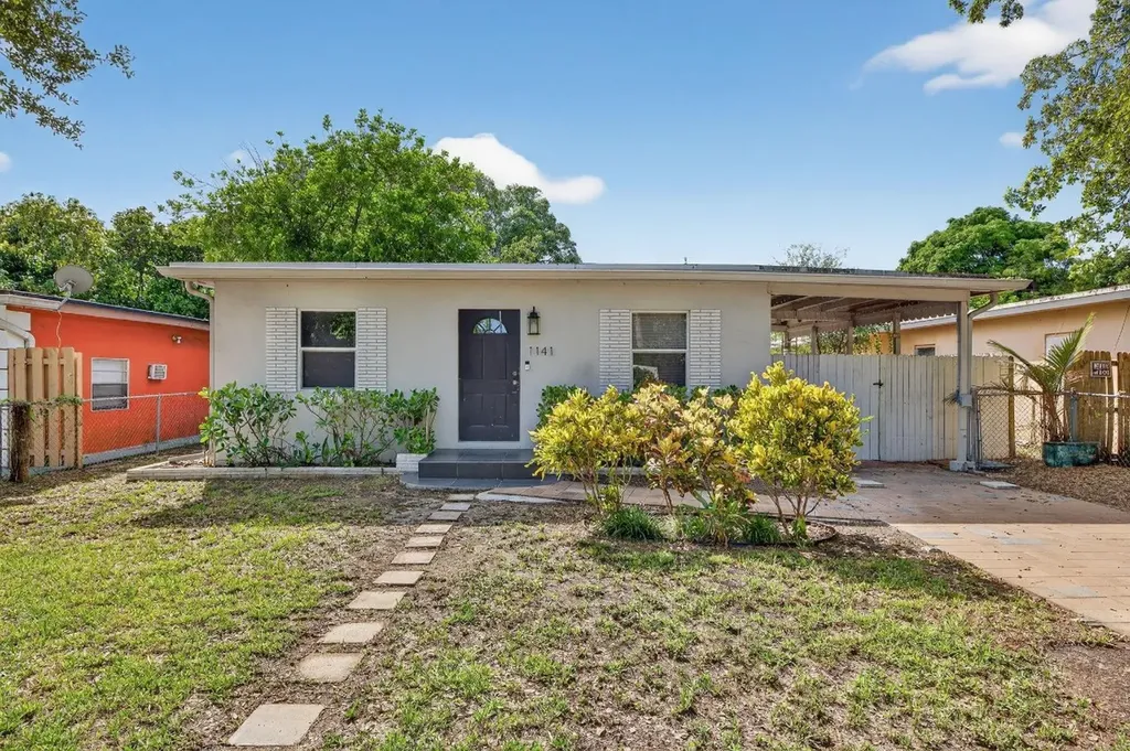 1141 SW 25th Avenue Fort Lauderdale FL 33312