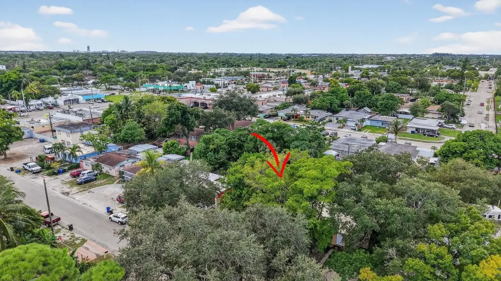 1141 SW 25th Avenue Fort Lauderdale FL 33312