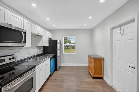 1141 SW 25th Avenue Fort Lauderdale FL 33312