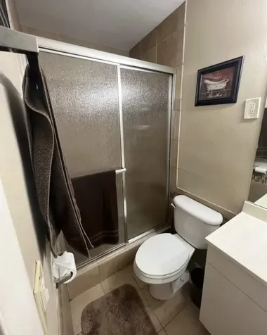 6931 SW 6th Street Pembroke Pines FL 33023