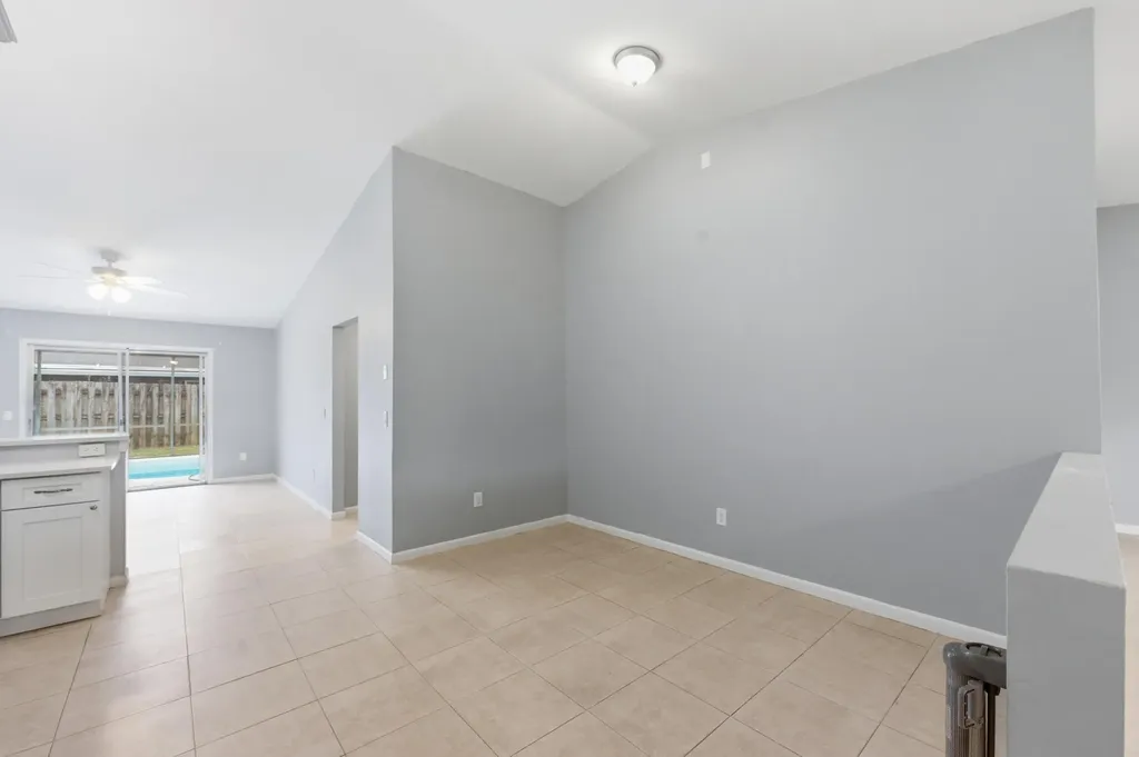 5067 Canal Circle E Lake Worth FL 33467