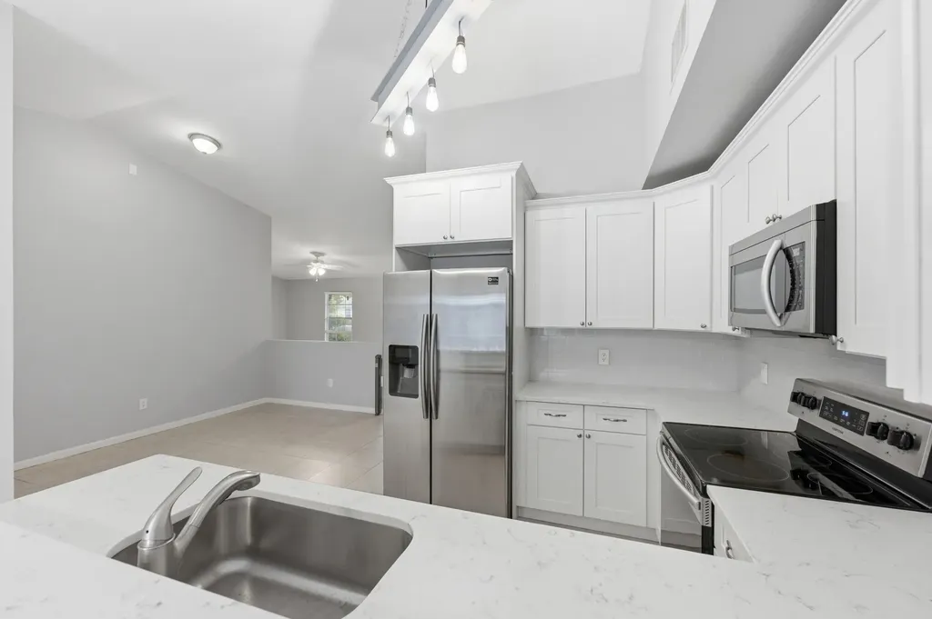 5067 Canal Circle E Lake Worth FL 33467