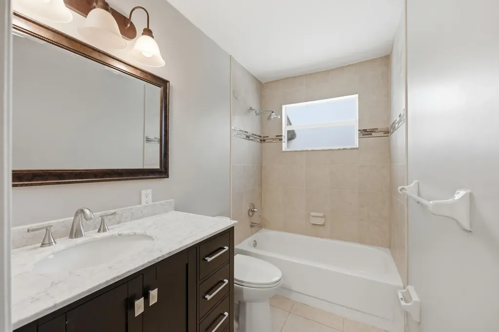 5067 Canal Circle E Lake Worth FL 33467