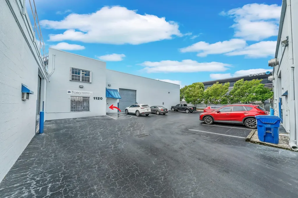 1120 NW 54th Street Fort Lauderdale FL 33309