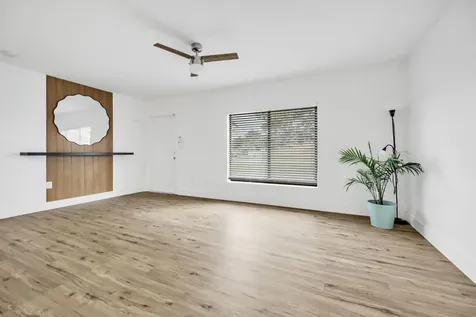 21357 NW 39th Avenue Miami Gardens FL 33055