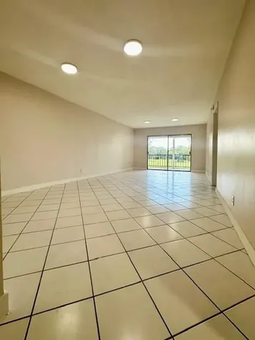 6080 NW 44th Street Lauderhill FL 33319