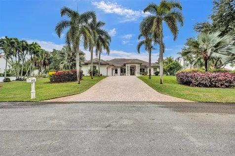 8426 Sawpine Road Delray Beach FL 33446