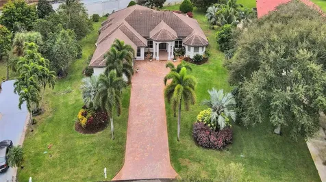 8426 Sawpine Road Delray Beach FL 33446