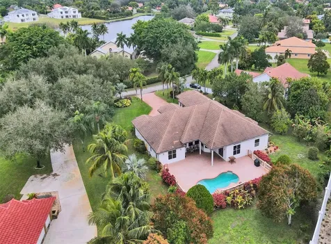 8426 Sawpine Road Delray Beach FL 33446