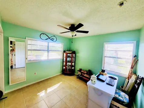 136 SW 85th Avenue Okeechobee FL 34974