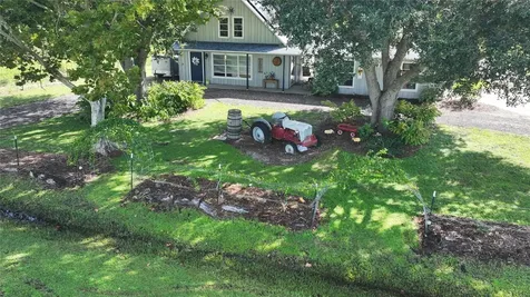 136 SW 85th Avenue Okeechobee FL 34974