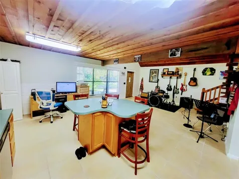 136 SW 85th Avenue Okeechobee FL 34974