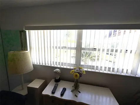 3506 NW 49th Avenue Lauderdale Lakes FL 33319