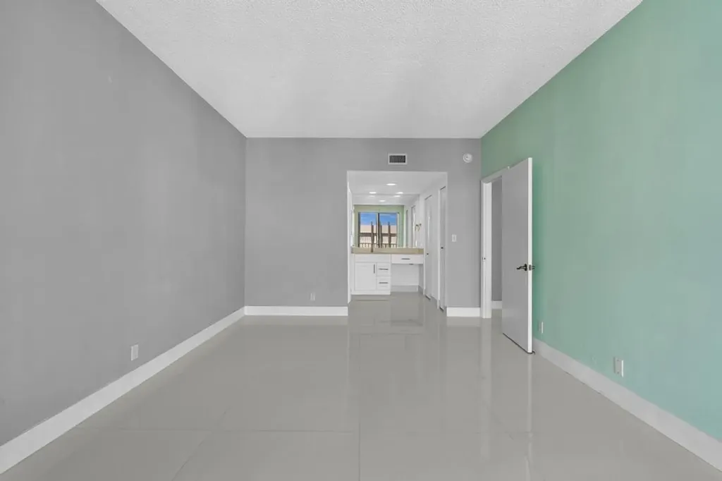 1010 S Ocean Boulevard Pompano Beach FL 33062