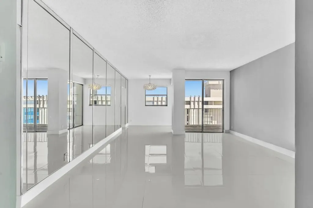 1010 S Ocean Boulevard Pompano Beach FL 33062