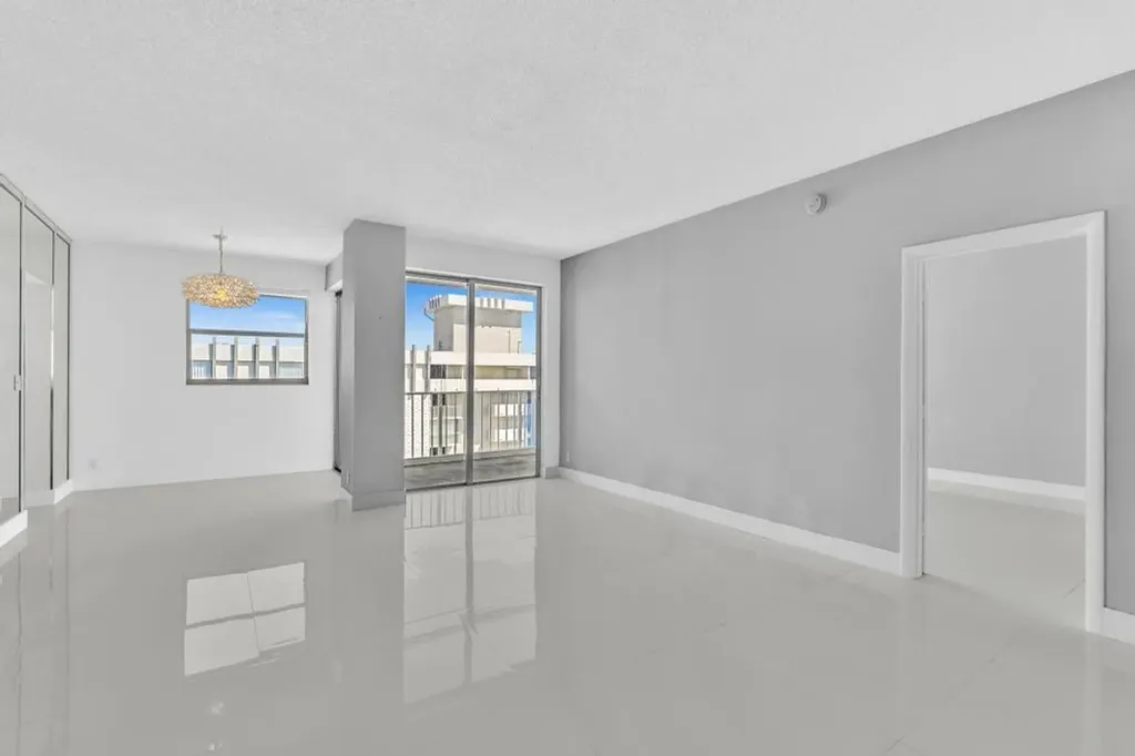 1010 S Ocean Boulevard Pompano Beach FL 33062